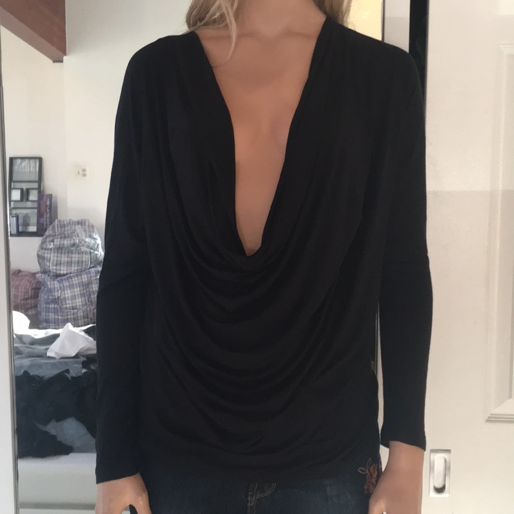Sexy Blk Drape Top With Plunging Neckline Low Back
